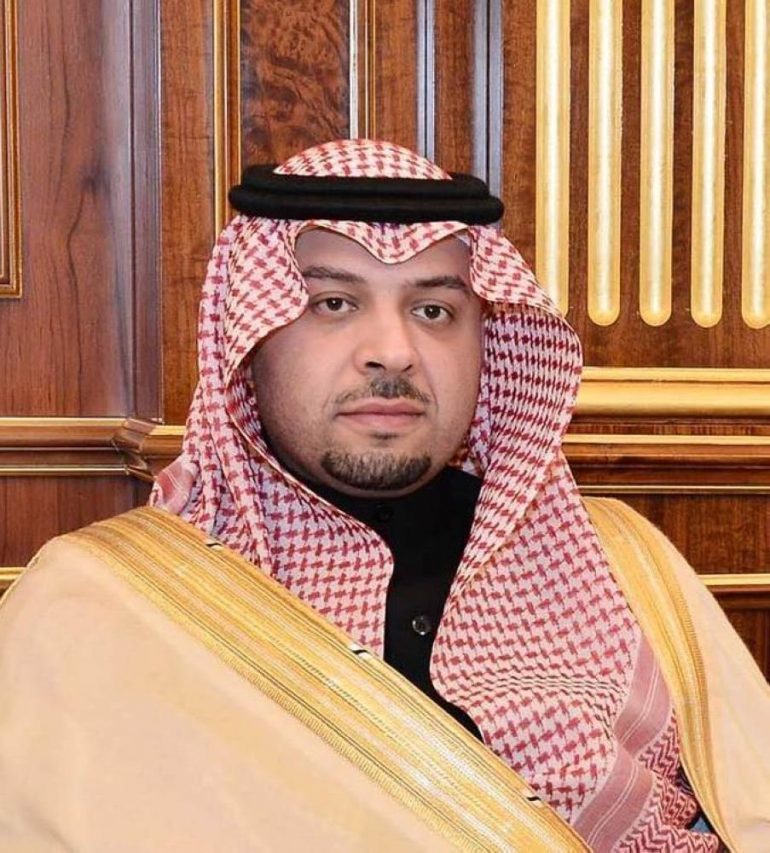 أمير الحدود الشمالية يدشن مشروعات صحية برفحاء بـ 20 مليون ريال