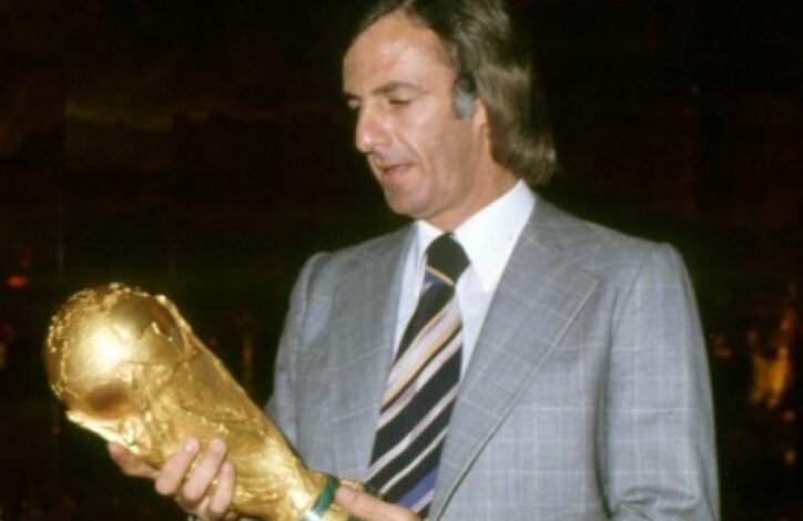 وفاة سيزار مينوتى مدرب الأرجنتين المتوج بكأس العالم 1978